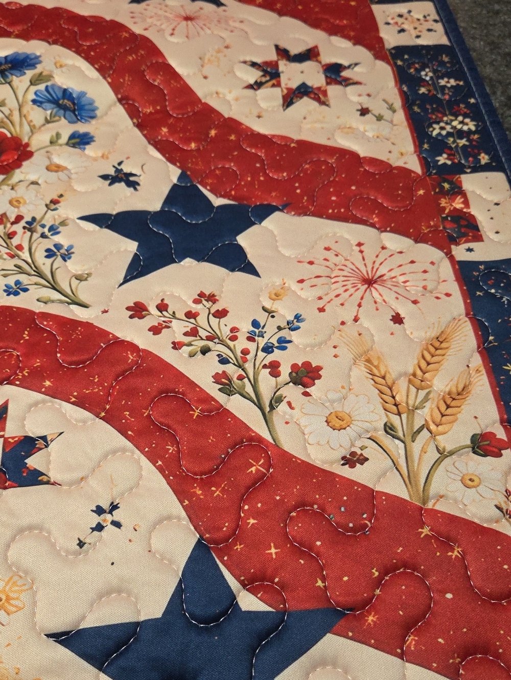 Table Runner - Picture 4 of 8